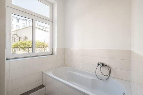 Badewanne im Vollbad - 