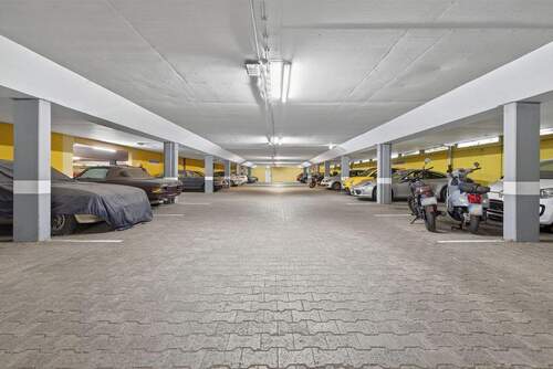 Tiefgarage - 