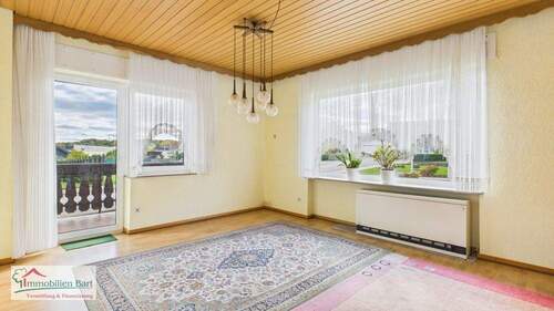 Wohnzimmer EG - 8 Zimmer Einfamilienhaus in Mettlach / Orscholz