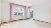 Schlafzimmer EG - 