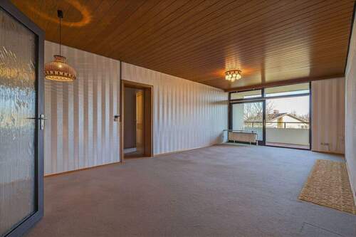 Wohnzimmer 2 - 4 Zimmer Etagenwohnung in Graben-Neudorf