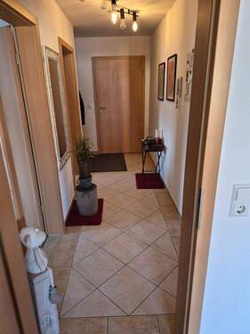 Flur - 3 Zimmer Etagenwohnung zur Miete in Hofkirchen