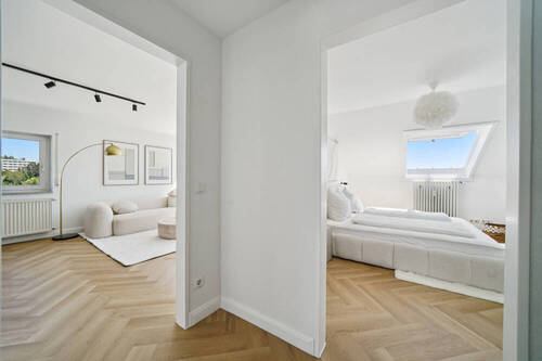 Flur - Etagenwohnung mit 85,00 m&sup2; in Friedrichshafen zum Kaufen