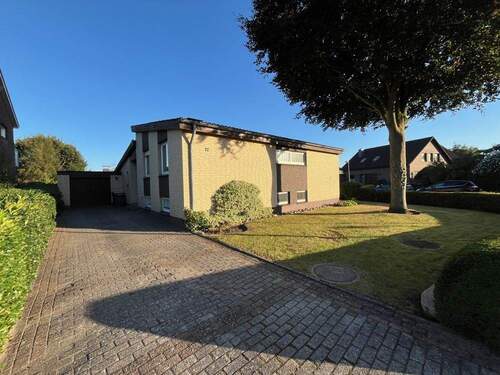 Haus_Vorderansicht-Seitenansicht (11) - 4 Zimmer Einfamilienhaus zum Kaufen in Varel