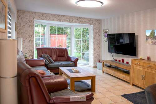 EG - Wohnzimmer - 9 Zimmer Einfamilienhaus in Uelzen / Holdenstedt