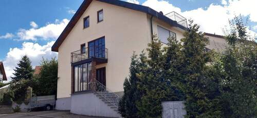 Bild 1 - 3-Familienhaus in Spraitbach (Raum Schwäbisch Gmünd)-mit Sauna & Doppelgarage