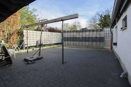 Hofansicht - Grundstück in Düsseldorf