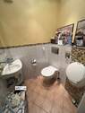 10. Haus re. Gäste-WC - 