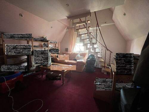 12. Haus re. Zimmer DG - 