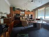 8. Haus. re. EG Büro - 