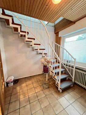 Treppenaufgang zum OG (1) - 