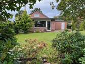 Garten mit Blick zum Haus (1) - 3 Zimmer Einfamilienhaus zum Kaufen in Bockhorn