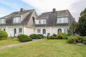 Ihr neues Zuhauses - Traumhafter Meerblick: Maisonette Wohnung mit Loggia in Munkmarsch