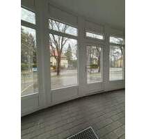 PraxisBüroSchulungsräume - 1.895,00&nbsp;EUR Kaltmiete, ca.&nbsp; 120,00&nbsp;m&sup2;&nbsp;Wohnfl&auml;che in Berlin (PLZ: 13467) Hermsdorf