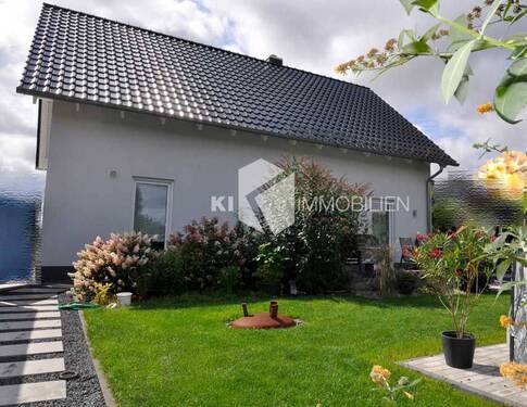 Hinteransicht - 5 Zimmer Einfamilienhaus in Borna