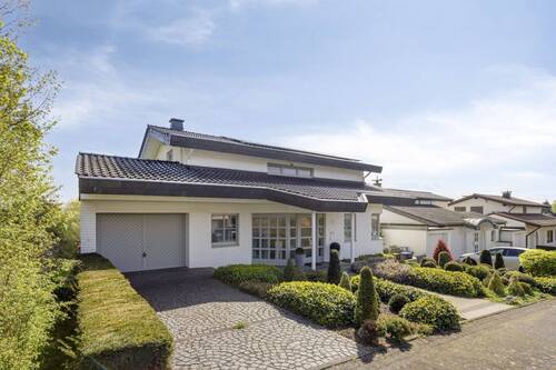 Ansicht - 7 Zimmer Einfamilienhaus in Brühl