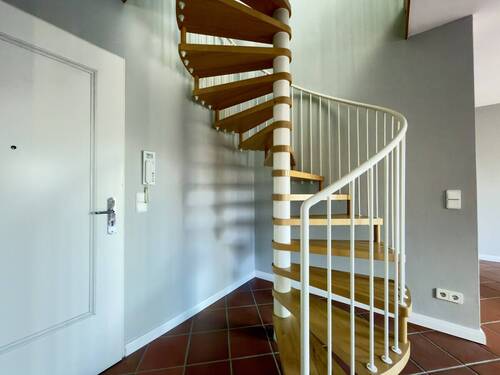 Wendeltreppe zur Empore - 