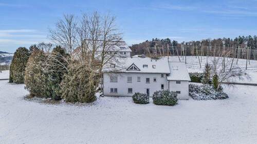 Luftbild - 8 Zimmer Mehrfamilienhaus, Wohnhaus in Ravensburg