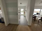 Flurbereich mit Glastür - 3 Zimmer Etagenwohnung zur Miete in Düren