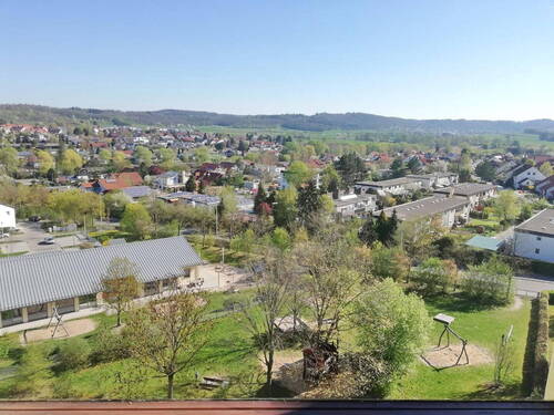 Ausblick - 4 Zimmer Mehrfamilienhaus, Wohnhaus in Crailsheim