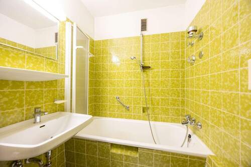 Badezimmer - 1 Zimmer Etagenwohnung in Bietigheim-Bissingen