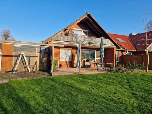 Garten mit Blick zum Haus - Doppelhaushälfte mit 135,00 m&sup2; in Varel zum Kaufen