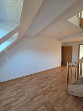 Wohnzimmer - 2 Zimmer Etagenwohnung in Waldheim