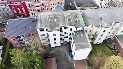 von Oben - 3 Zimmer Mehrfamilienhaus, Wohnhaus in Wilhelmshaven