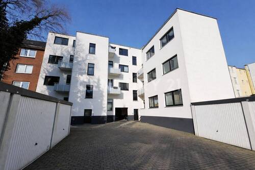 Innenhof - Mehrfamilienhaus, Wohnhaus in Wilhelmshaven zum Kaufen