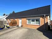 Frontansicht - Ihr neues Zuhause: Modernisiertes Einfamilienhaus in Wrist