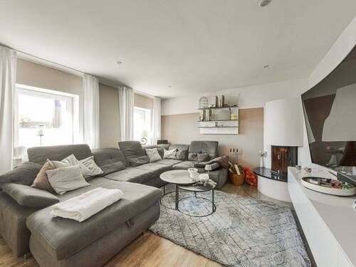 Wohnzimmer Ansicht I - 4 Zimmer Einfamilienhaus in Wrist
