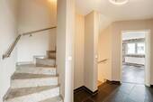 Flur/Treppe - 