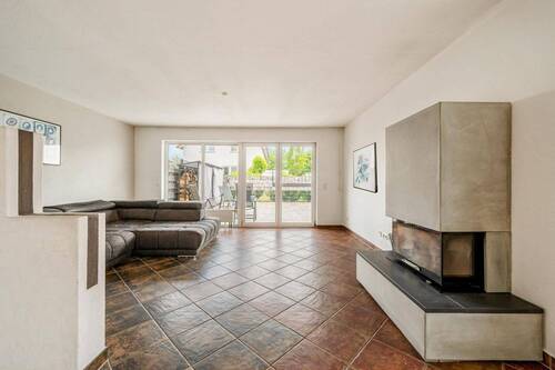 Wohnzimmer - 5 Zimmer Doppelhaushälfte zum Kaufen in Weiterstadt