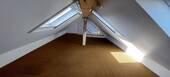 Dachboden mit Fenstern - 