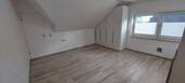 Schlafzimmer mit Einbauschrank - 