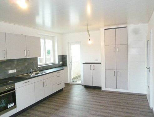 Wohnküche 2 - HELLE 3,5 ZIMMER STADTWOHNUNG - RUHIGE LAGE