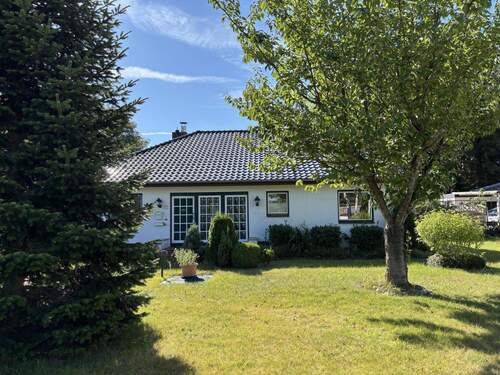 Vorgarten - 3 Zimmer Bungalow zum Kaufen in Eggebek