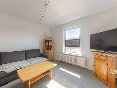 Wohnzimmer (Wohnung DG) - 