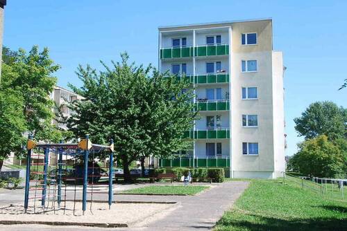 Hausansicht - Etagenwohnung mit 56,80 m² in Chemnitz zur Miete