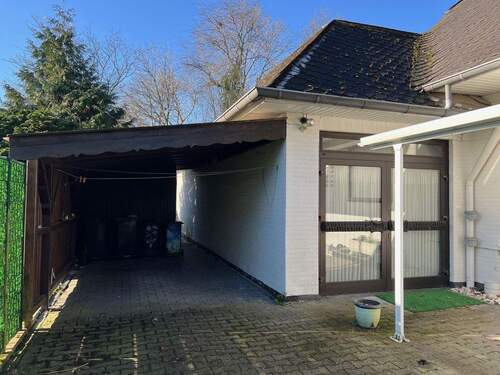 Garage und Carport - 