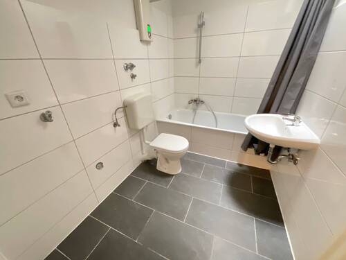 Badezimmer - Etagenwohnung mit 56,10 m² in Hagen zur Miete