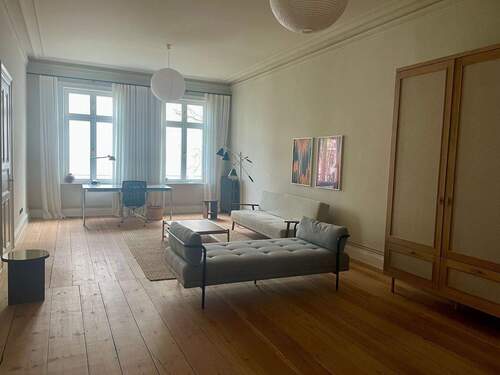 Großzügiges Wohnzimmer - Komplett möblierte wunderschöne 2 Zimmerwohnung, W16.02, II.OG 90 m²