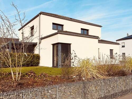 7. Seitenansicht - 7 Zimmer Einfamilienhaus in Lambertsberg