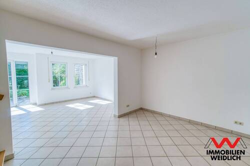 Großzügiger Wohn-Essbereich - 5 Zimmer Reihenmittelhaus in Ebersberg