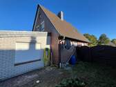 Haus Hinteransicht_Terrasse_Garten (2) - 
