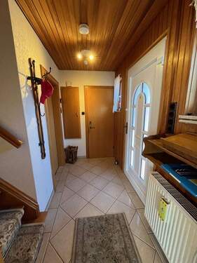 EG EIngang und Flur (1) - 