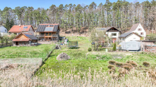 Ansicht vom Feld - Grundstück in Fischbach bei Dahn