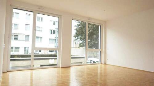 Wohnbereich - 2 Zimmer Etagenwohnung zur Miete in Mönchengladbach