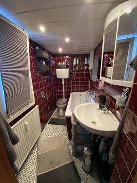 Wohnung 1. OG Bad - 
