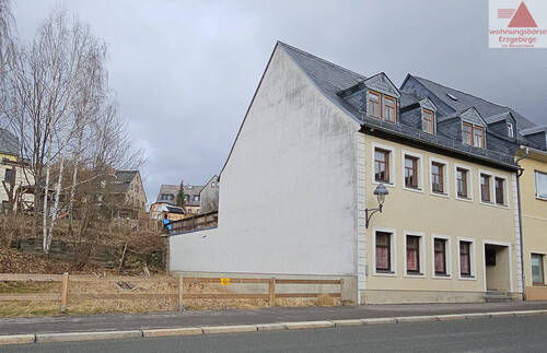 Grundstück - 6 Zimmer Mehrfamilienhaus, Wohnhaus in Schneeberg
